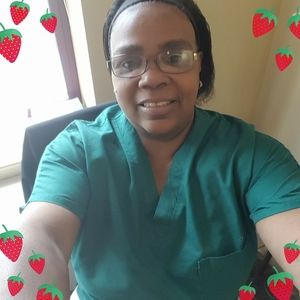 Meet your Posher, Connie